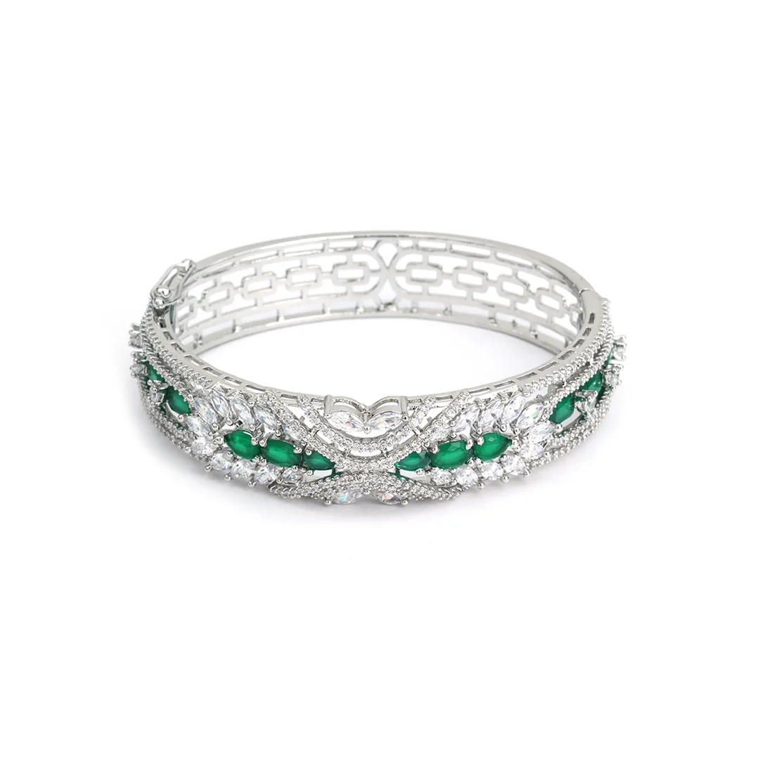 Crafted Bracelet With Emerald & White Stone Studded For Women's