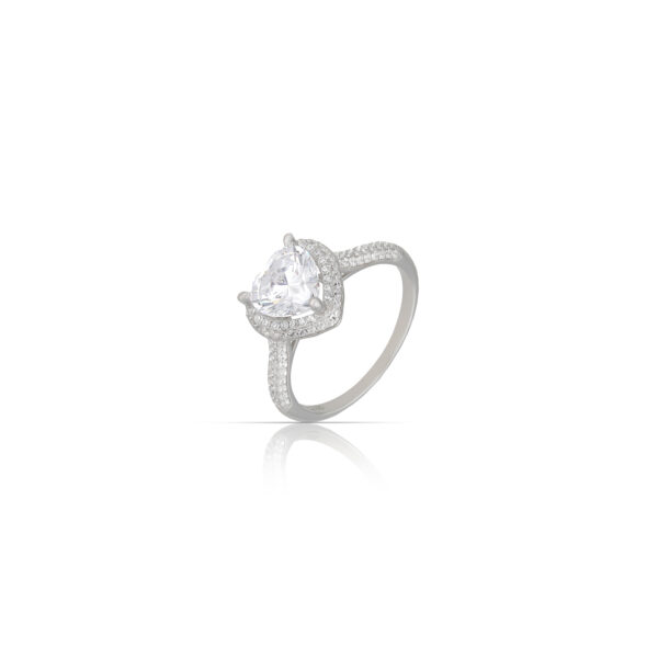 925 Sterling Silver Ring With Heart Shaped Stone Studded Design For Womens